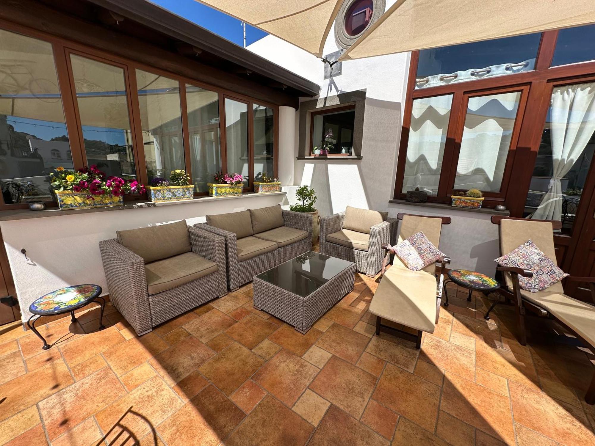 Diana Brown B&B Affittacamere Lipari  Dış mekan fotoğraf